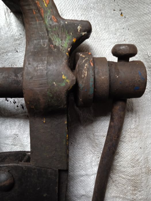 Sprzedam imadło kowalskie