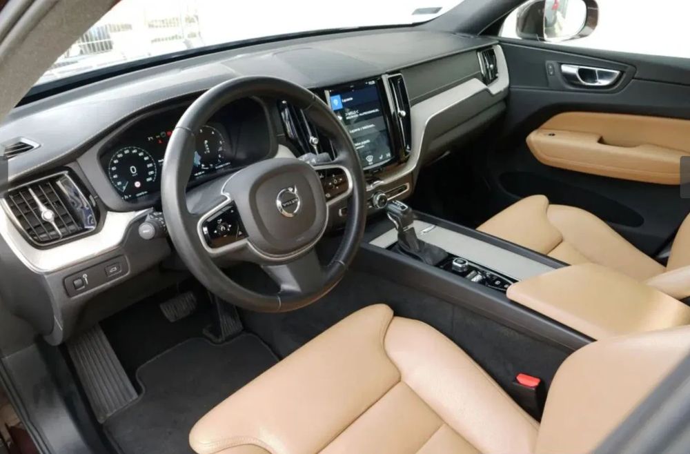 Volvo XC 60 D4 Inscription, Brązowy metalik + Biszkoptowa skóra, 2018, 120 900 km