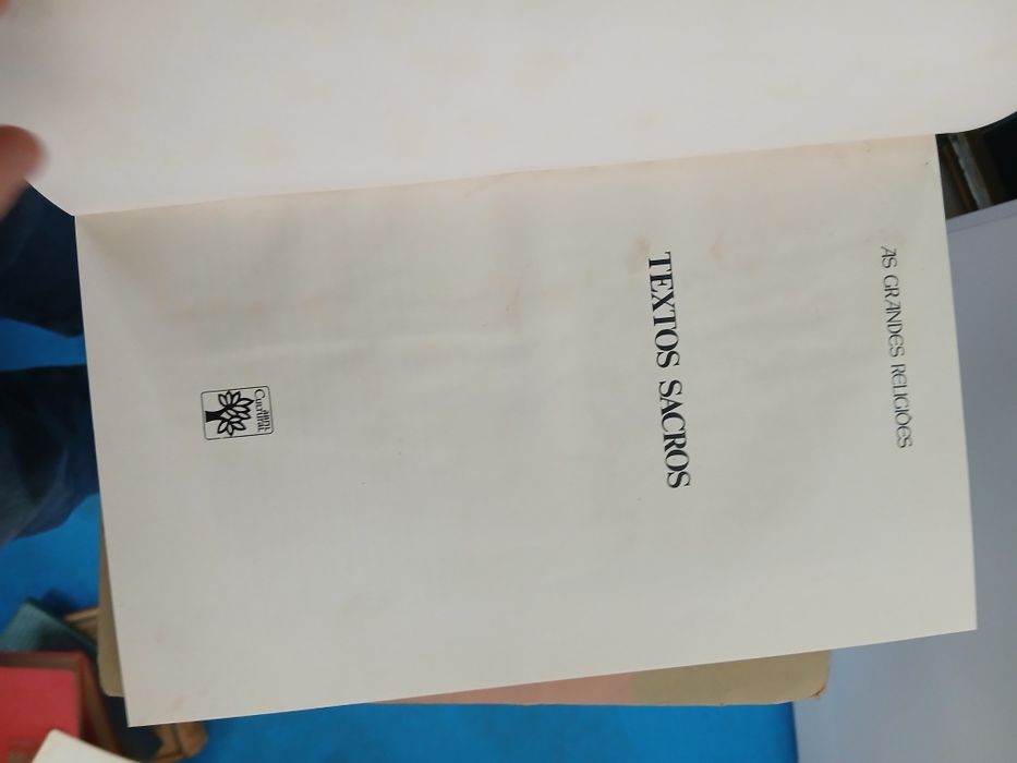 As grandes religioes, textos sacros.