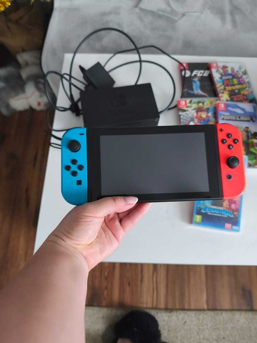 Konsola Nintendo Switch V2 Czerwony/Niebieski