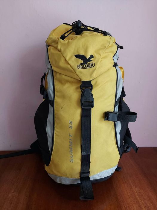 Рюкзак велорюкзак eastpak оригінал 

Привезено із закордону 

Замір по