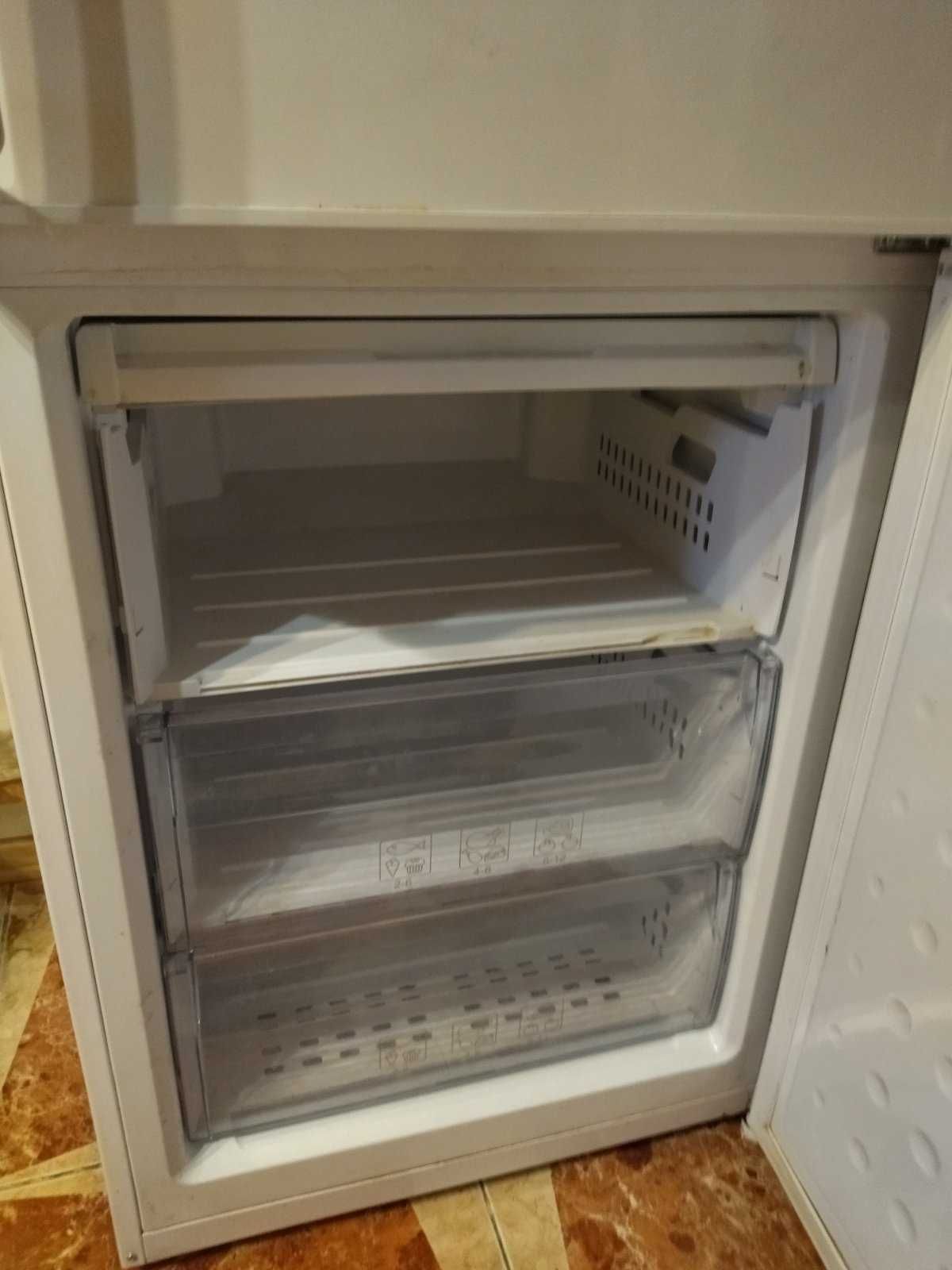 Холодильник Beko, клас А+