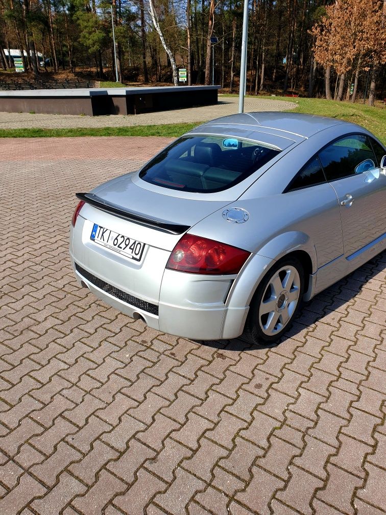 Audi TT quattro 225 koni xenon skóra 6 biegów Navi 2 rury