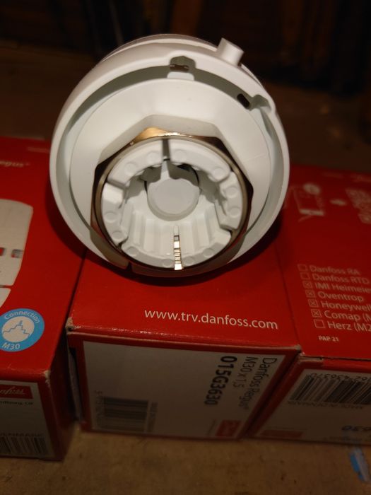 Głowica termostatyczna kaloryfera Danfos