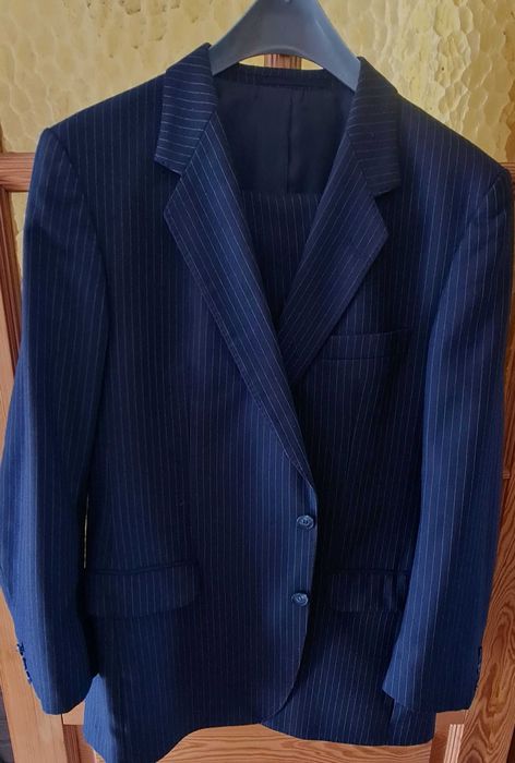 HUGO BOSS garnitur roz. 52 wełniany garnitur granatowy