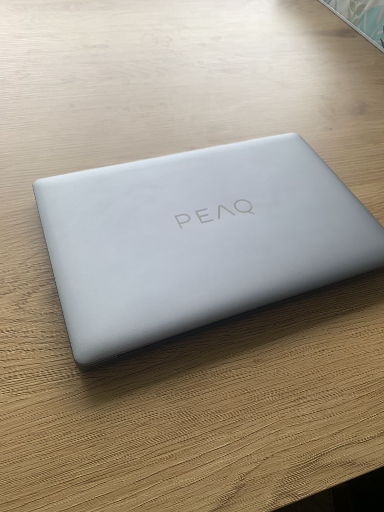 Laptop PEAQ Slim S130