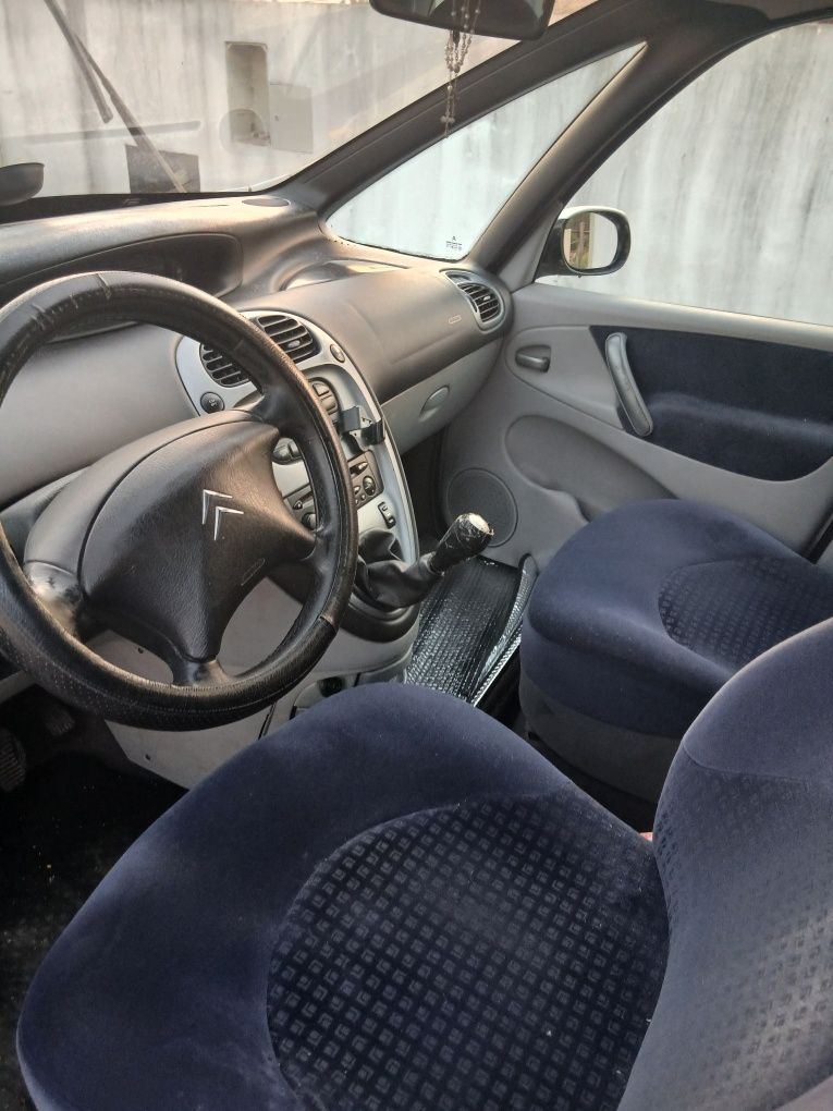 Citroën Picasso 1.6 hdi 90 cv