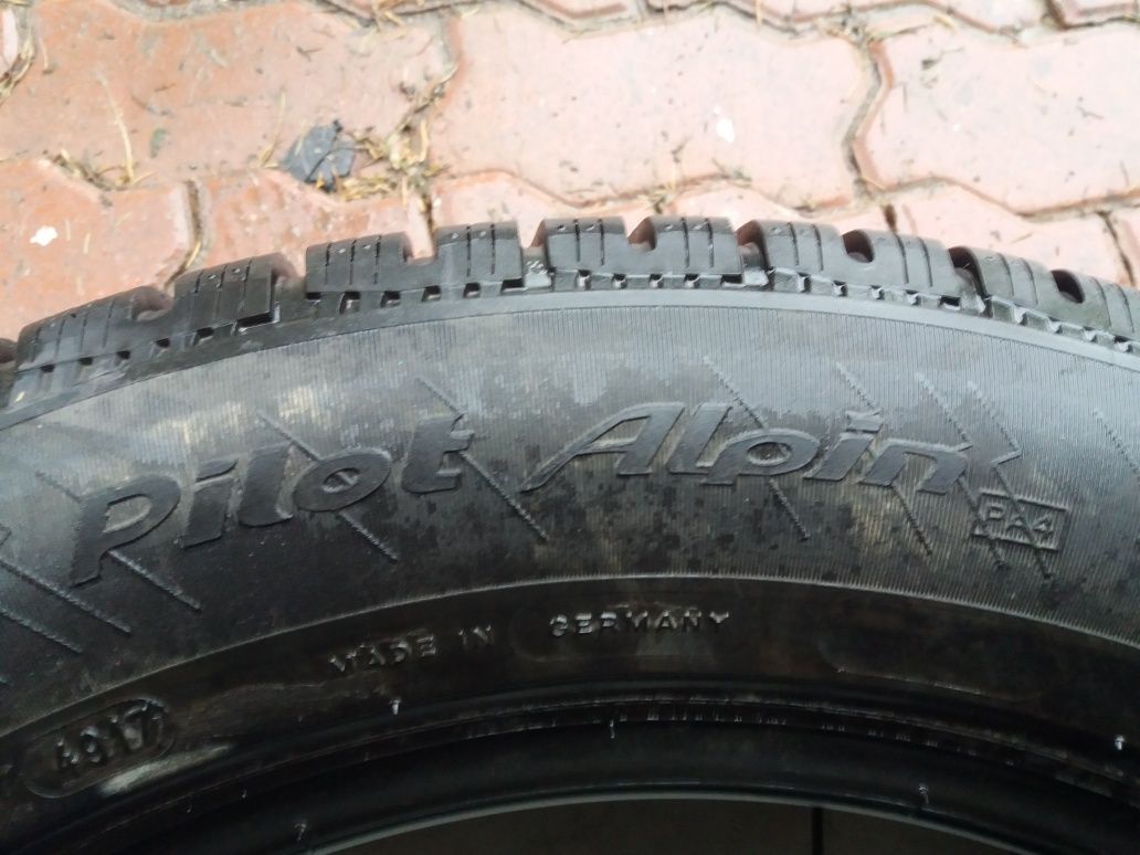 Opona zimowa 235/55r17 MICHELIN 2017R 6.5mm