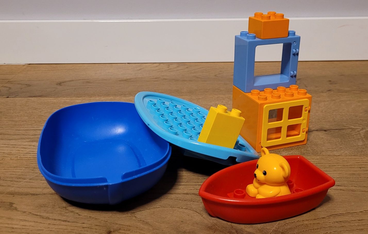 Lego duplo łódź łódka z misiem miś klocki lego na morzu