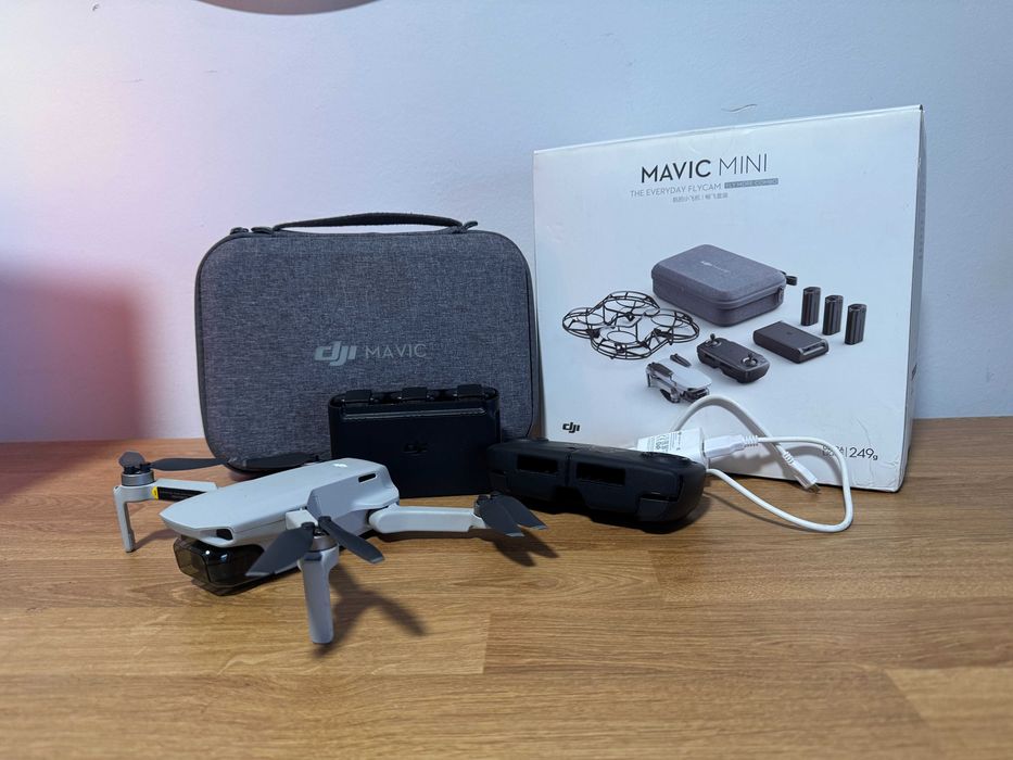 DJI Mavic Mini Fly More Combo + SD