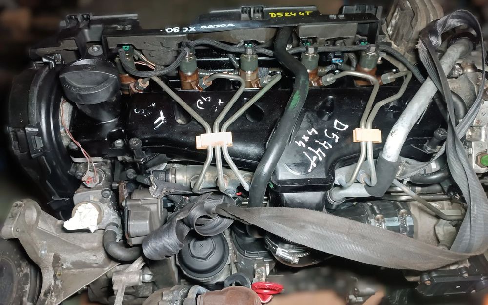 MOTOR VOLVO S60 S80 V70 XC70 XC90 2.4D D5 D5244T