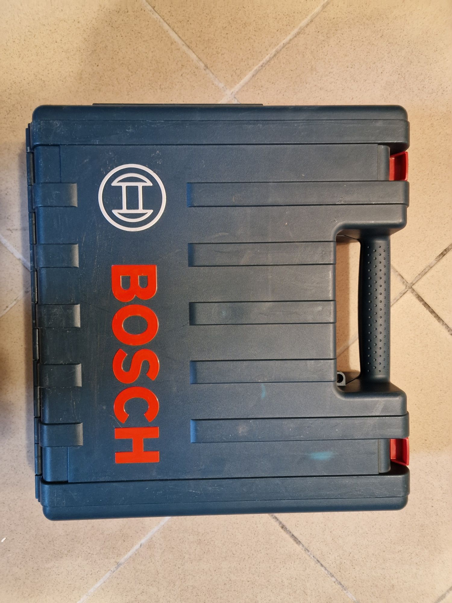 Wyrzynarka BOSCH GST 150 CE