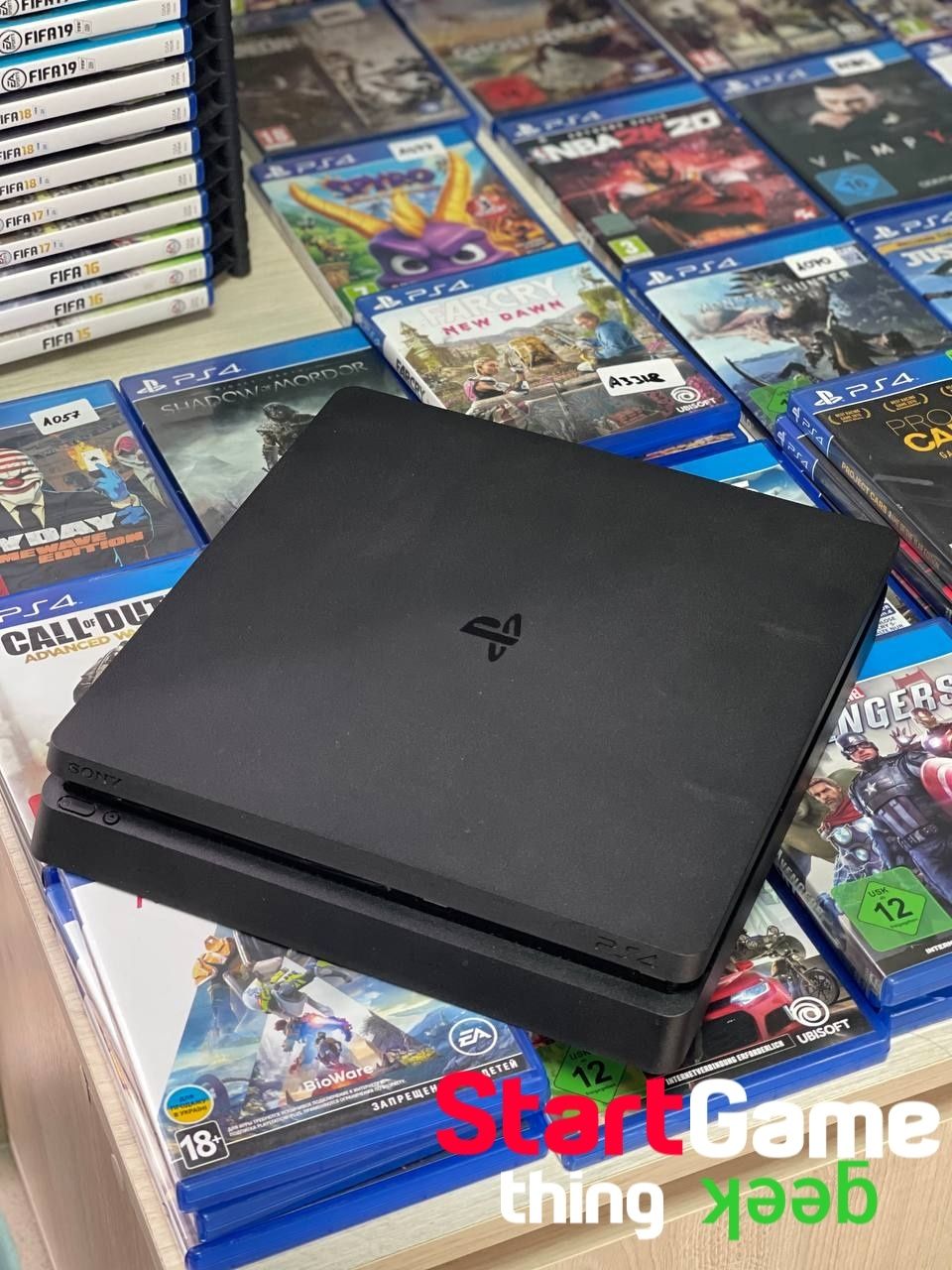 Як Нова,Sony Playstation 4 Slim 500gb (2108A)