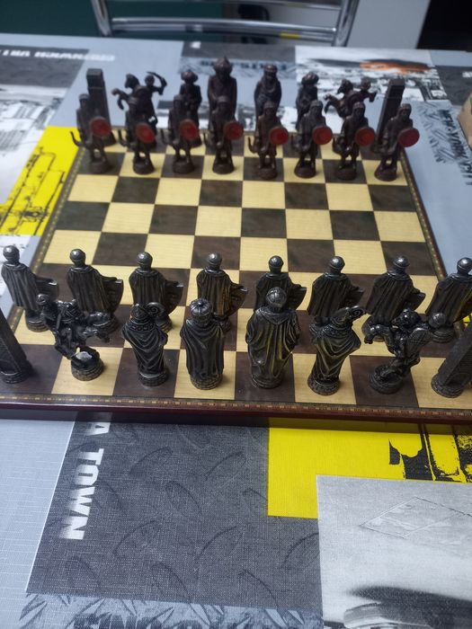 Peças  de xadrez, lindas peças  de xadrez  em metal