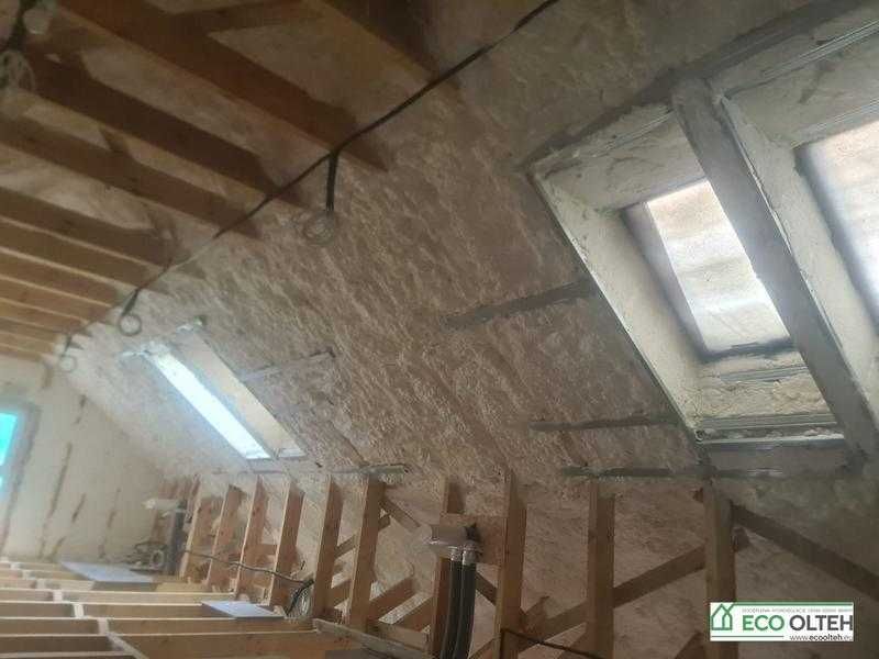 tanie docieplenie stropów, poddaszy pianą PUR