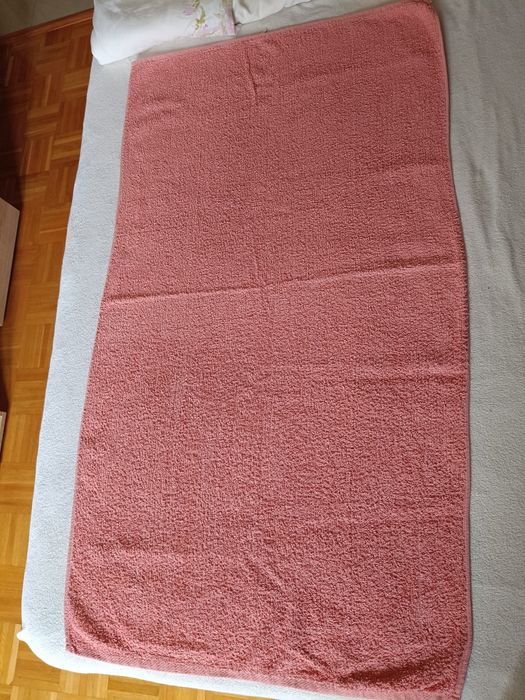 Trzy ręczniki kąpielowe bawełniane