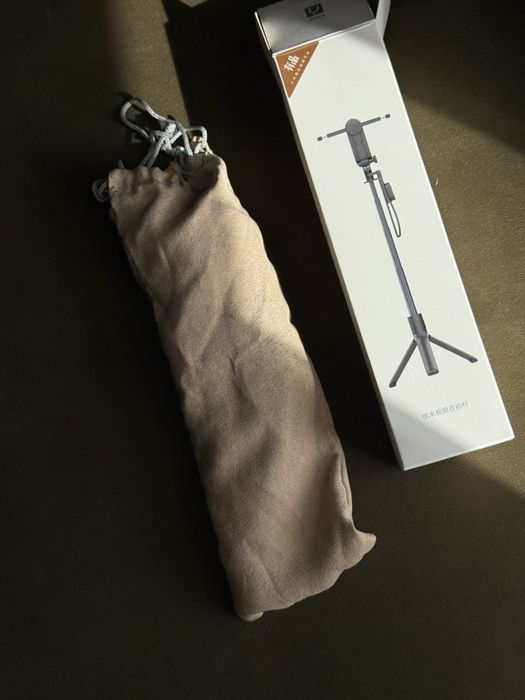 Трипод штатив Yuemi Bluetooth YMZPG001