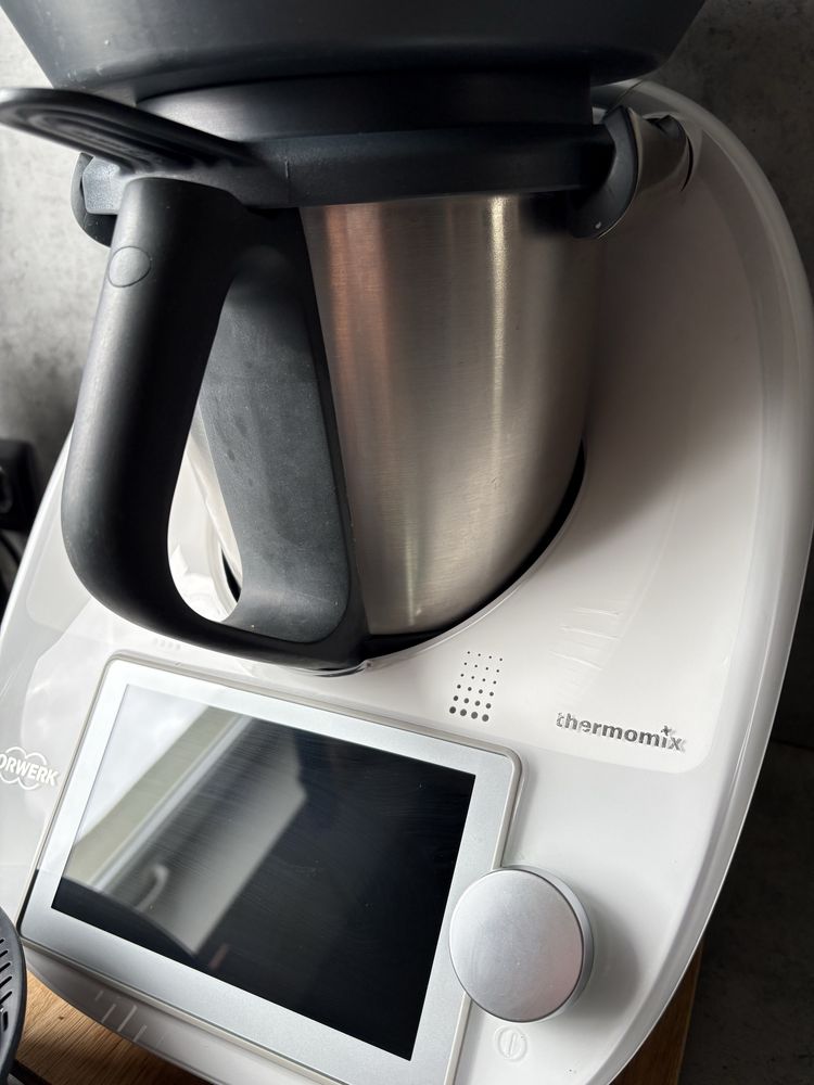 Thermomix TM6 z torbą i podstawką