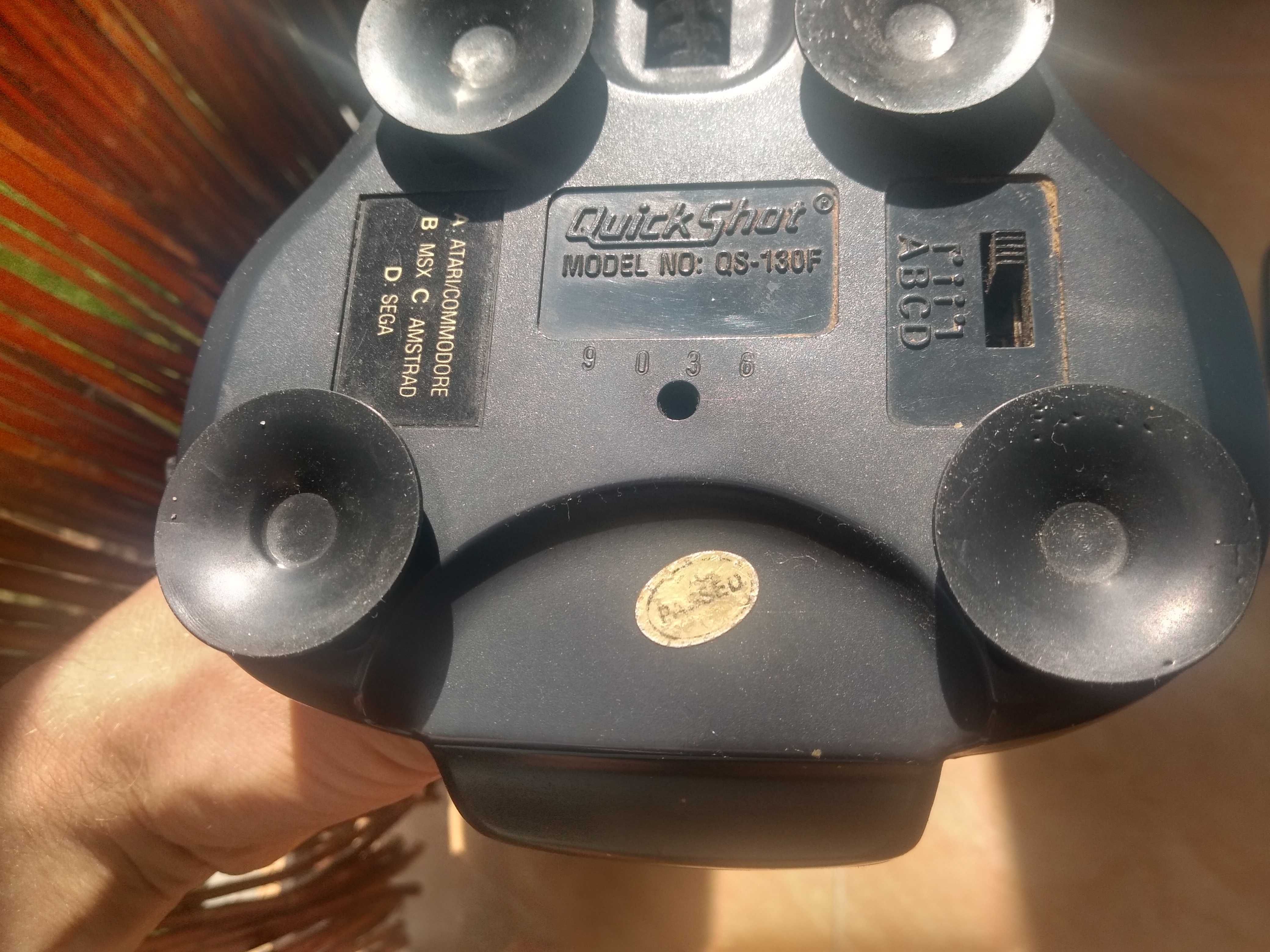 Joystick Amiga/Comodore/Atari/MSX/Amstrad Sega Model OS-130F