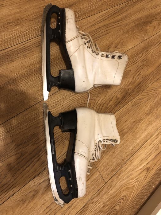 Коньки кожаные 36 размер 23 см