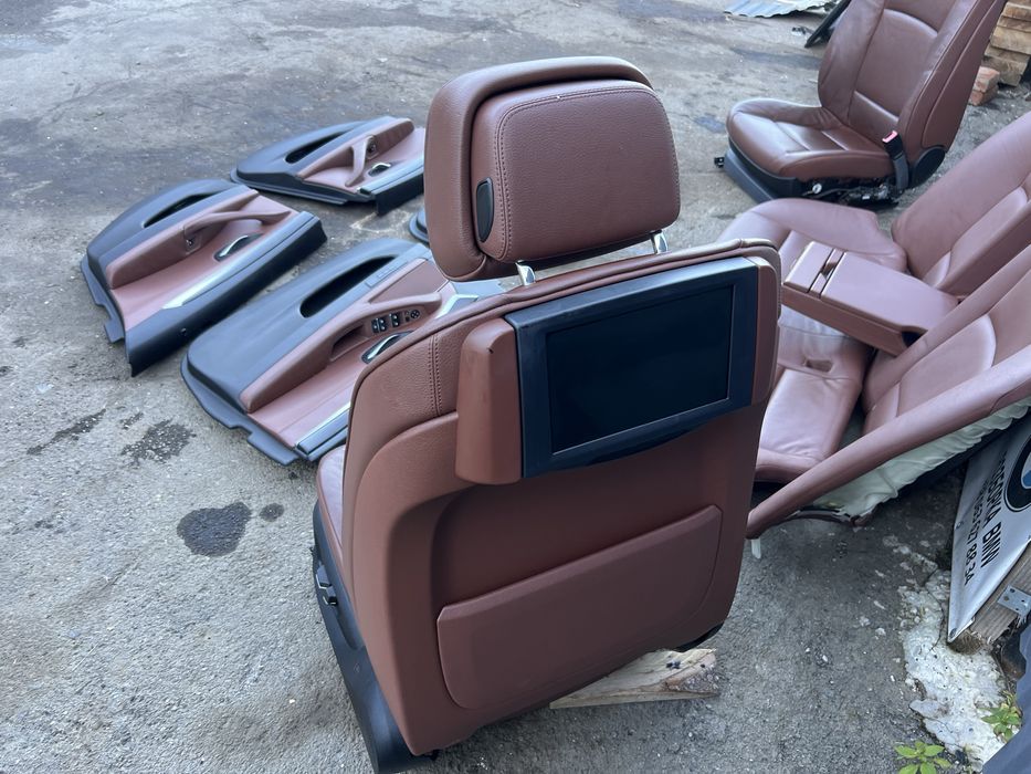 Салон bmw f10 коричнево-рудий монітори підігрів