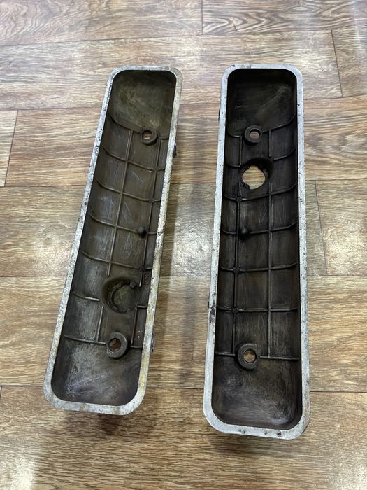 Кришки клапанні алюміній бтр газ 66 ,53,3307