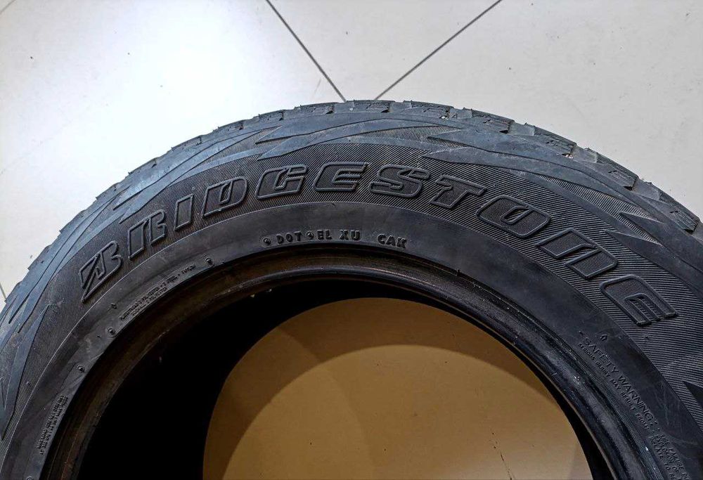 Комплект шин б/у 285/60R18 116R Bridgestone Blizzak BM-V1