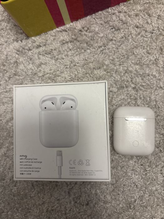 Sluchawki Airpods 2