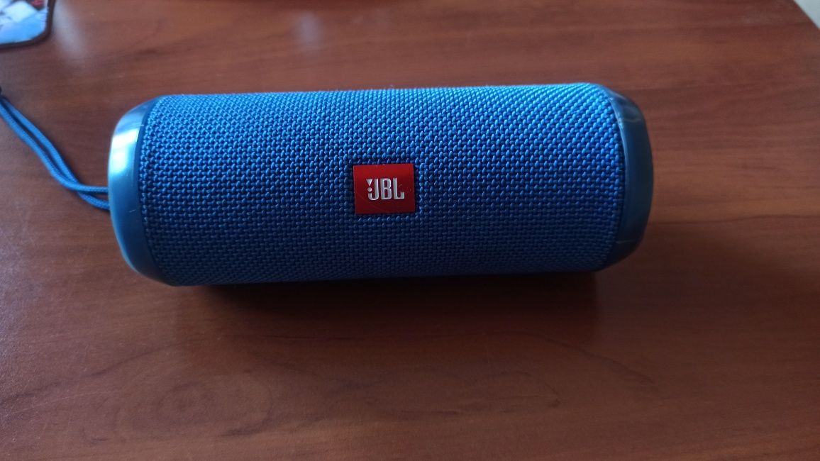 JBL Flip 3 orginalny bateria trzyma około 1 h