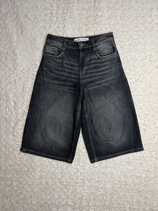 Шорти бермуди Bershka