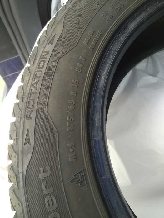 Всесезонні шини Uniroyal R15 175/65