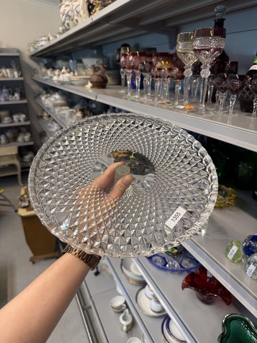 Szklana patera na nodze talerz na ciasto szklany klosz 1355