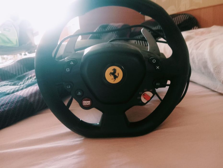 Кермо з педалями