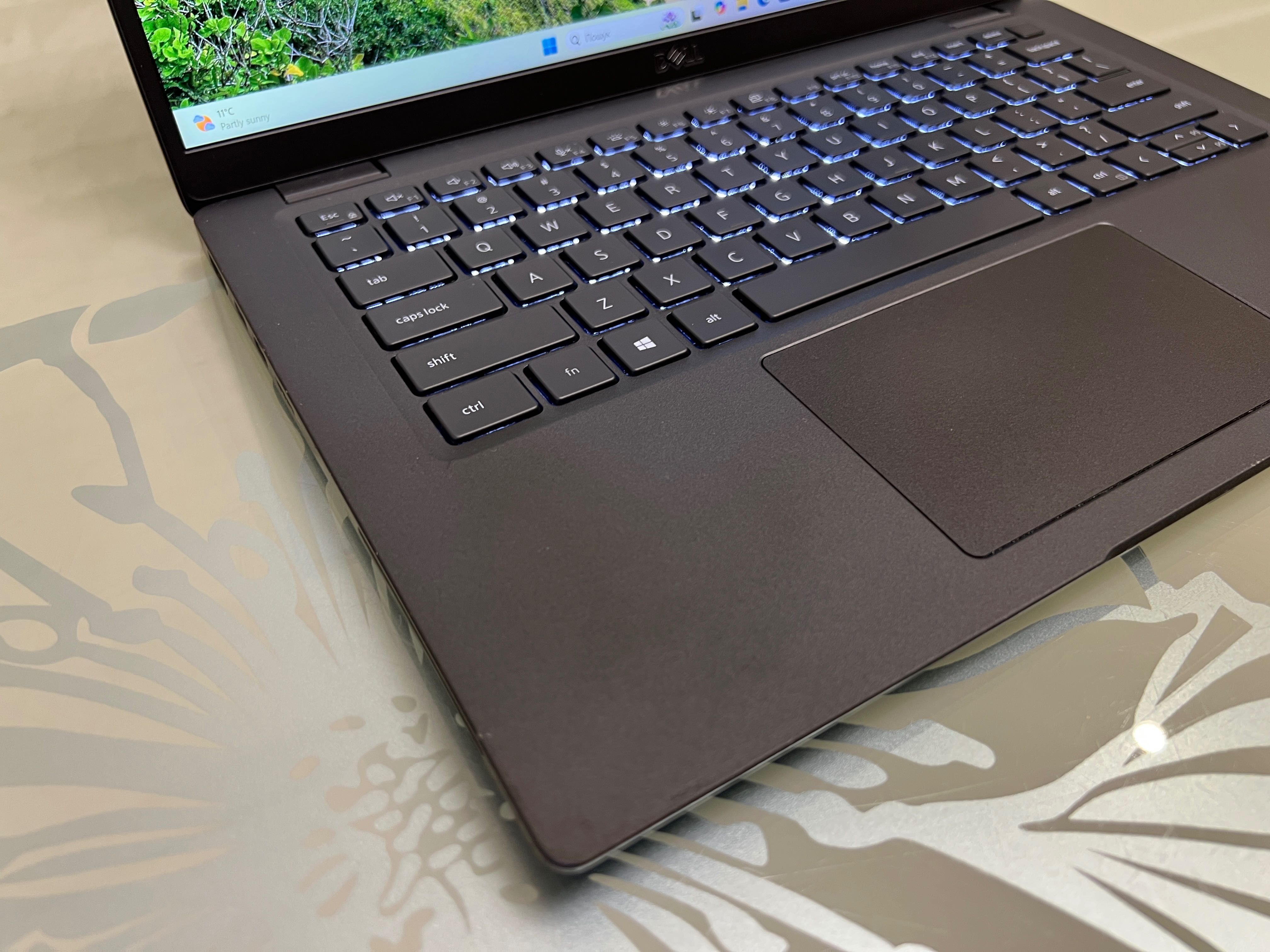 Dell 7410/i5 10310u /14" FullHD IPS/RAM 8gb/SSD 256gb NVMe