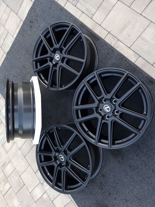 Lexus 18 " Felgi nowe 5x114,3 RX LBX NX alufelgi czarne