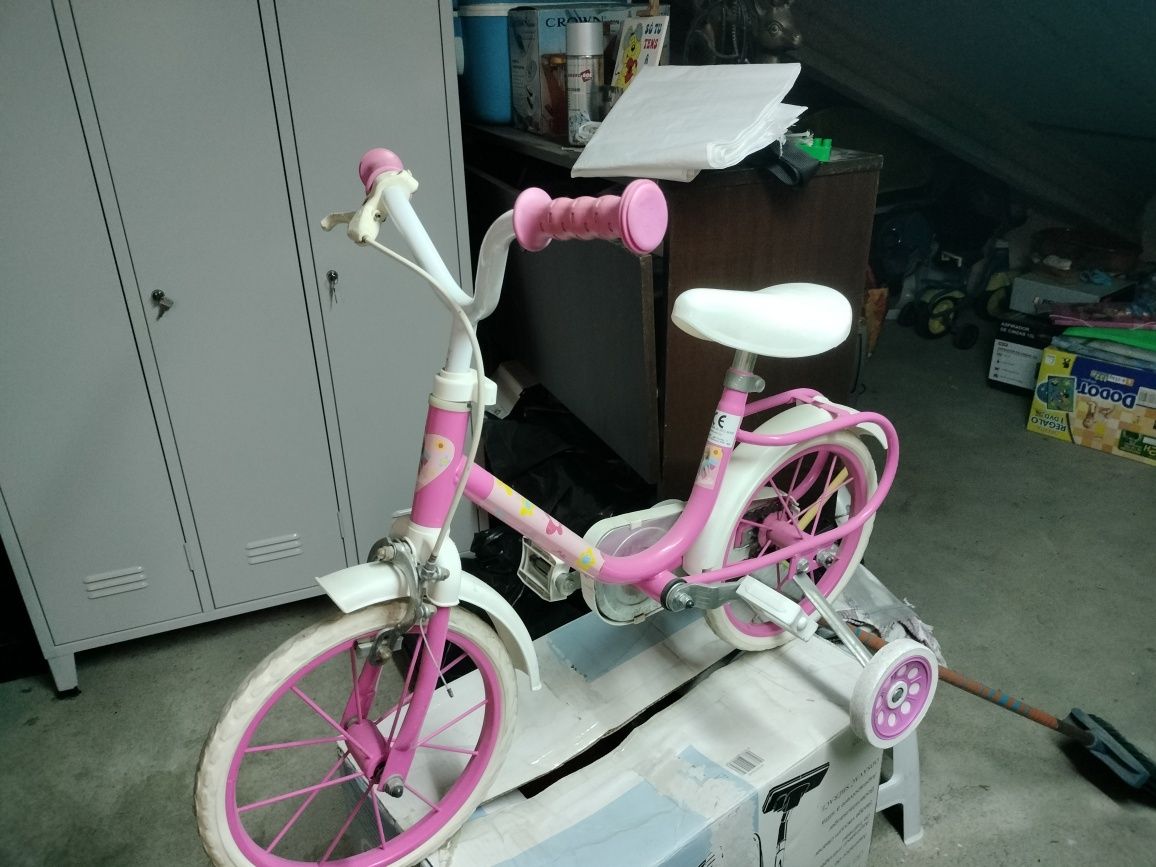 Bicicleta de menina