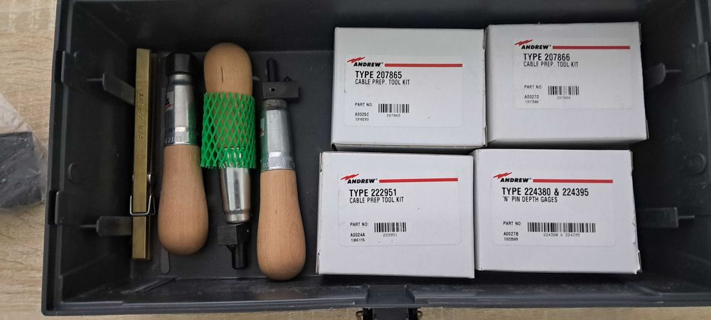 Набір інструментів Andrew TB-COMP-KIT Heliax Connector tool kit