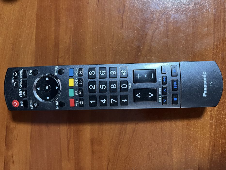 Продам телевізор Panasonic Viera TX-37LZ70P (37" Full HD)