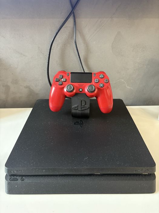 Konsola Playstation 4 Slim