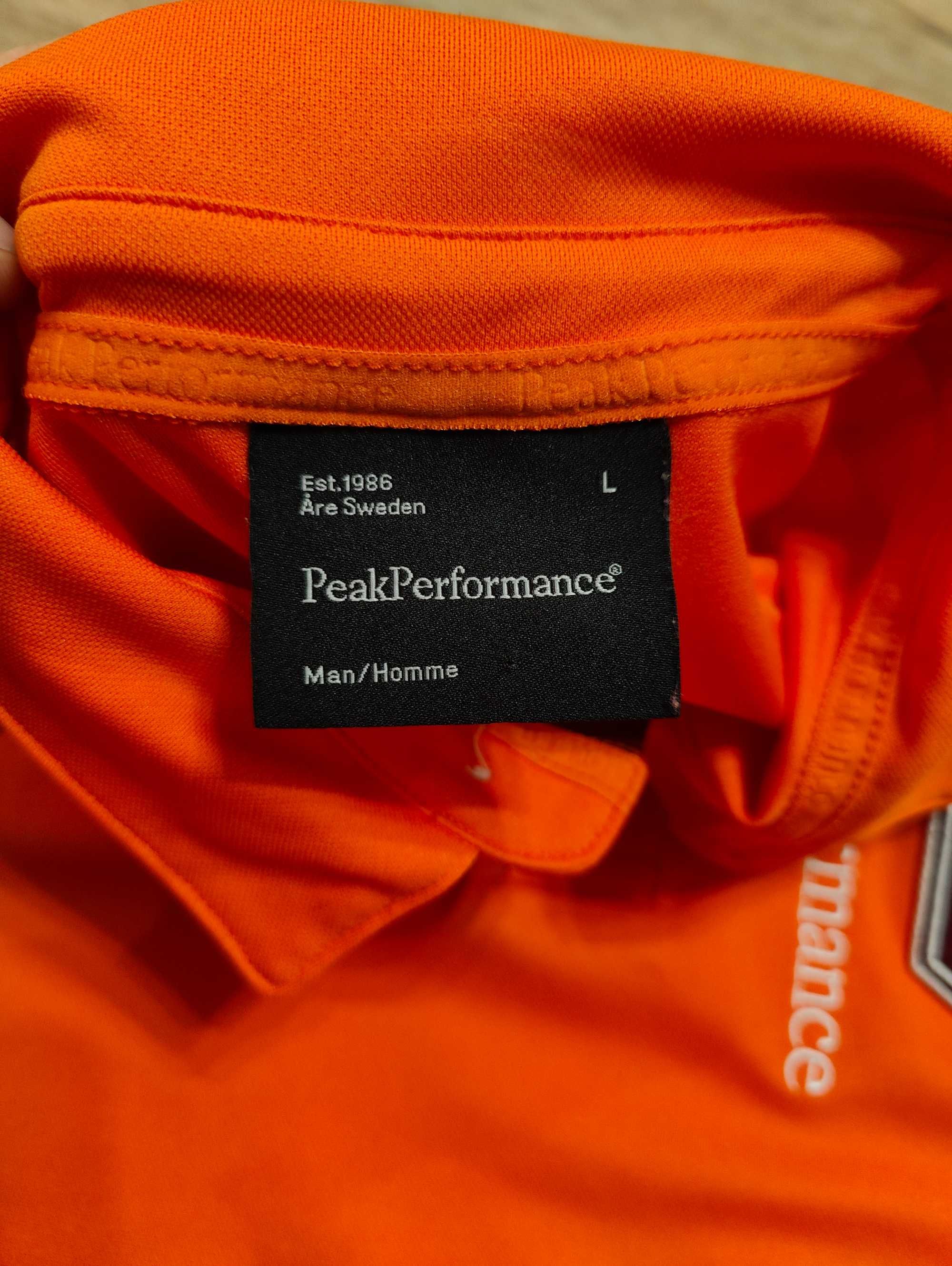 Продам футболку polo Peak Performance