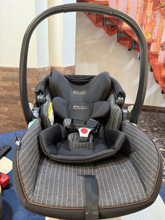 Автокрісло від народження Peg Perego Primo Viaggio Lounge