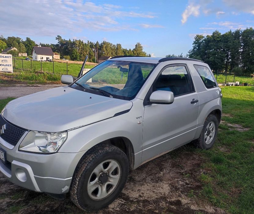 Suzuki Grand Vitara Suzuki Grand Vitara 3-drzwiowa, benzyna, 2005 • gotowa do jazdy