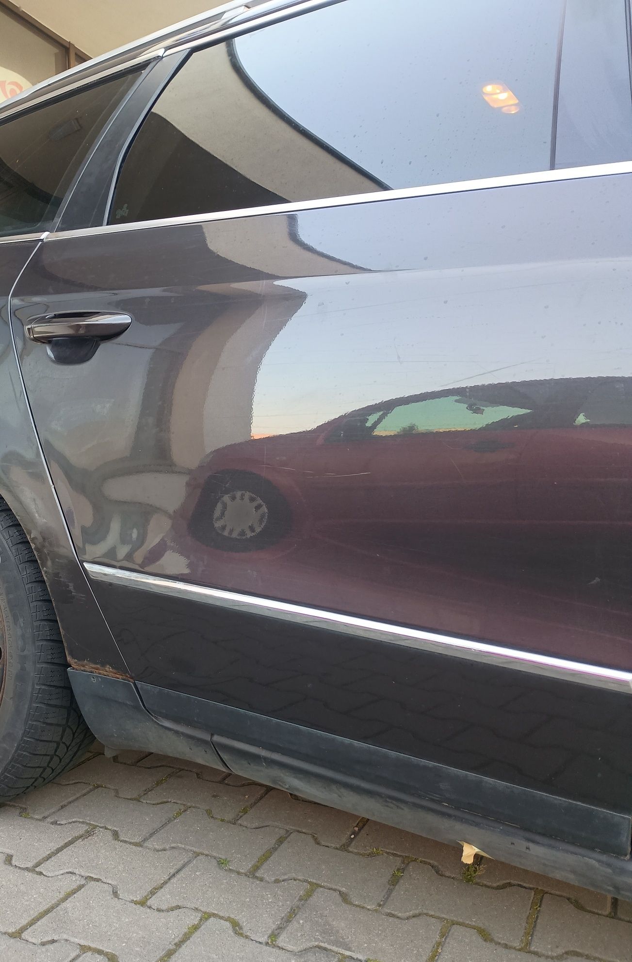 Passat B6 2.0tdi 140km LC8Z . Sprzedam w całości .