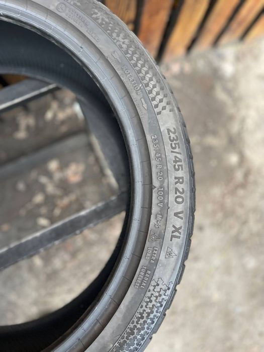 Б/у шини 235/45 r20 Continental 24 рік 7мм