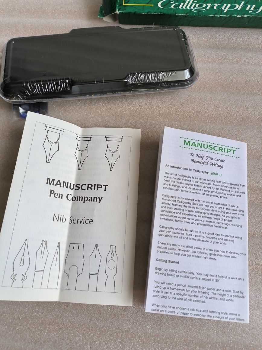 Набір для каліграфії Manuscript пір'яна