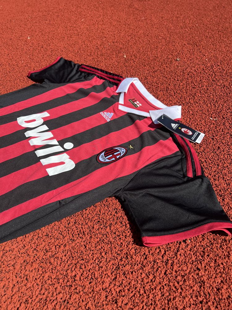 Camisola AC Milan Retro tamanho M NOVA