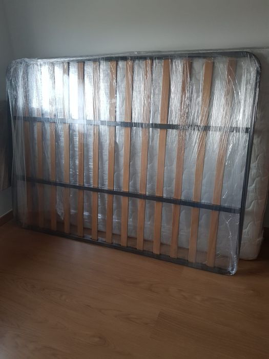 Cama de corpo e meio