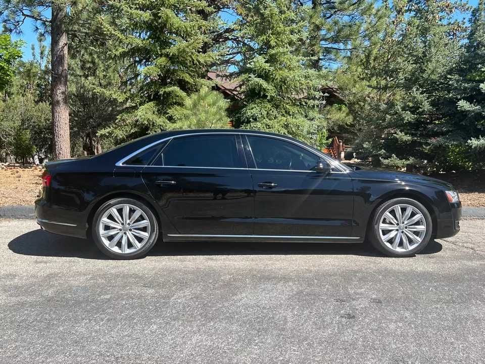 2016  Audi  A8 Prestige