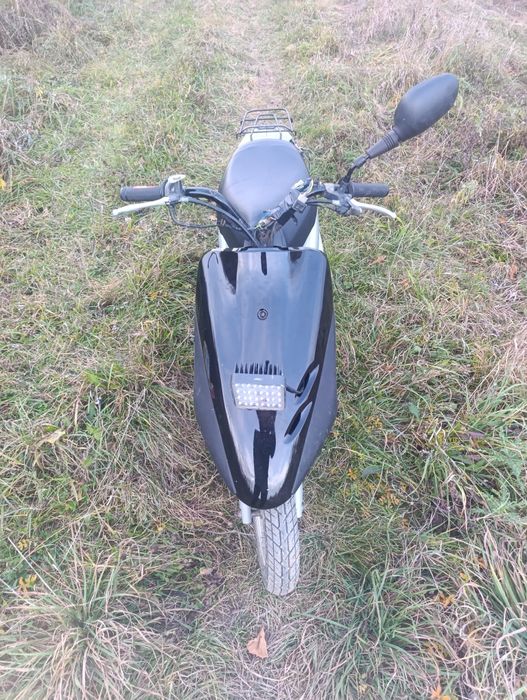 Продам скутер в не поганому ста ні.