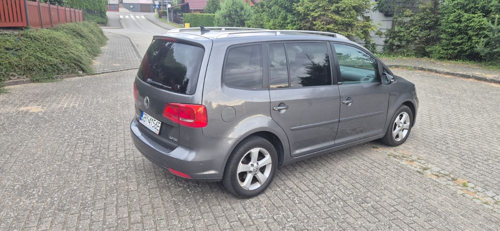 Volkswagen Touran 2.0 TDI 140 KM | Park Assist | Navi | 2011r